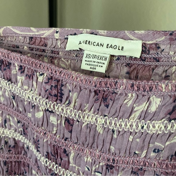 NWT American Eagle Floral Smocked Top - Picture 3 of 4